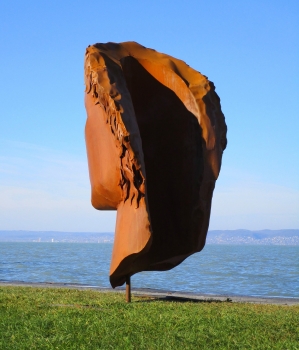 XXL bust Julius Cäsar